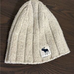 Abercrombie & Fitch Youth Ribbed Knit Beanie Hat Cream Ivory Moose Logo